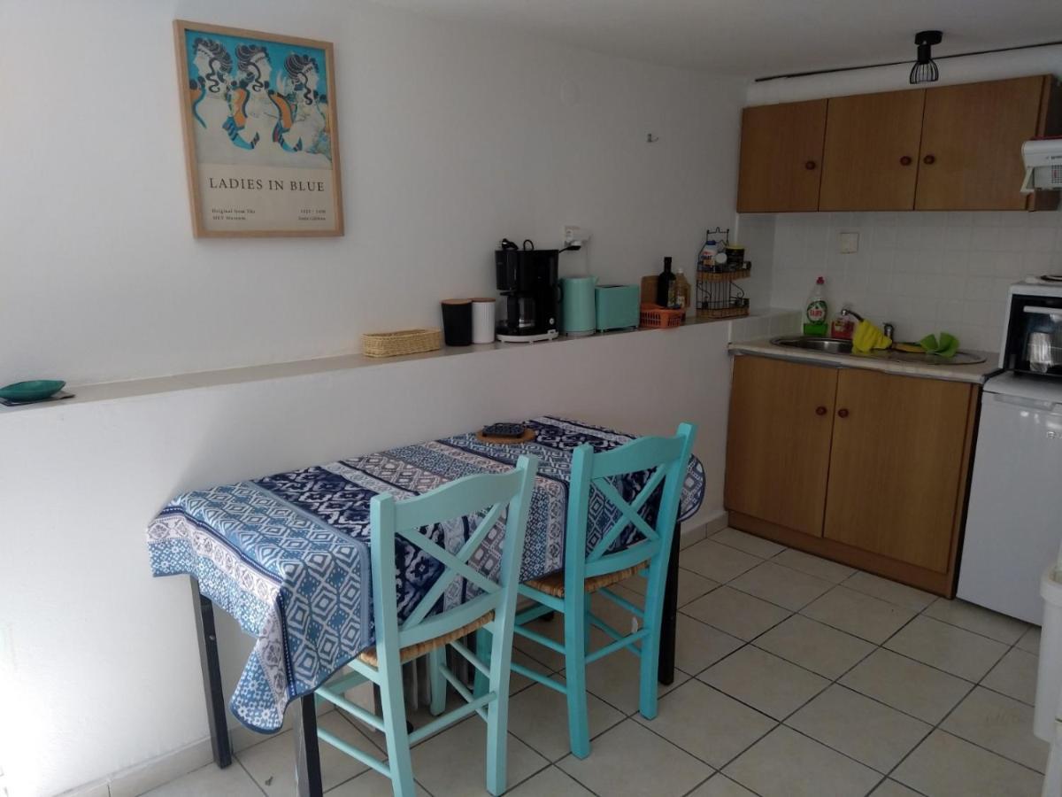 Artemis Ermoupoli Centre Appartement Pour Petit Budget Backpackers Exterior foto